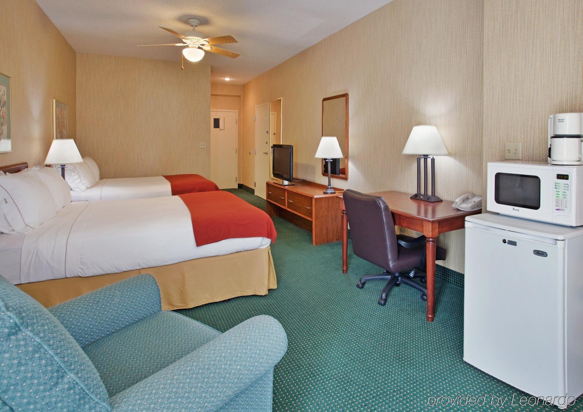 Baymont By Wyndham West Plains Hotell Rum bild